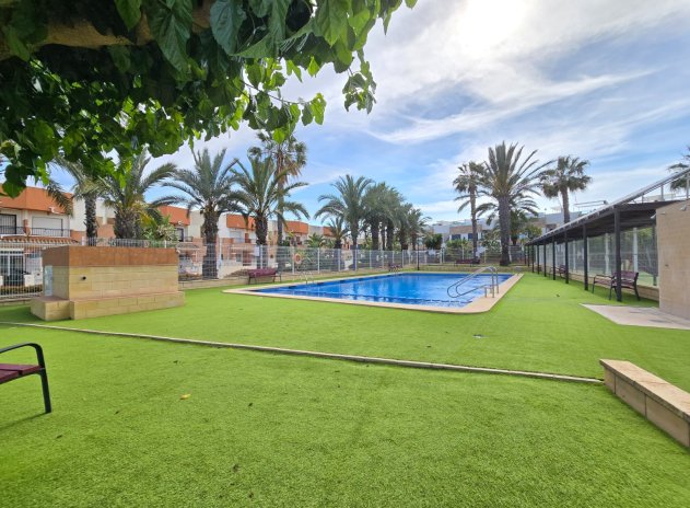 Herverkoop - Appartement - Orihuela Costa - Villamartín