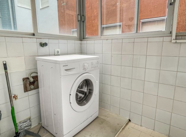 Reventa - Apartamento / Piso - Guardamar del Segura - Pueblo