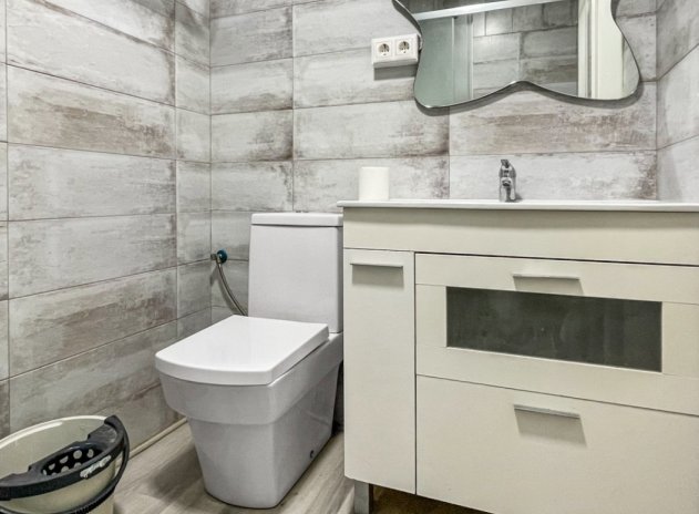 Reventa - Apartamento / Piso - Guardamar del Segura - Pueblo