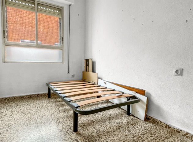 Reventa - Apartamento / Piso - Guardamar del Segura - Pueblo