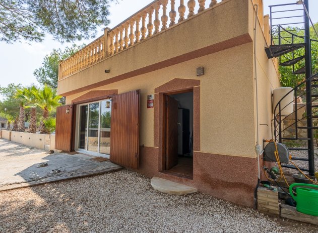 Herverkoop - Finca / Plattelands Woning - Torremendo
