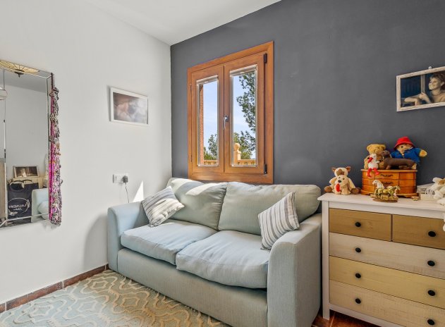 Herverkoop - Finca / Plattelands Woning - Torremendo