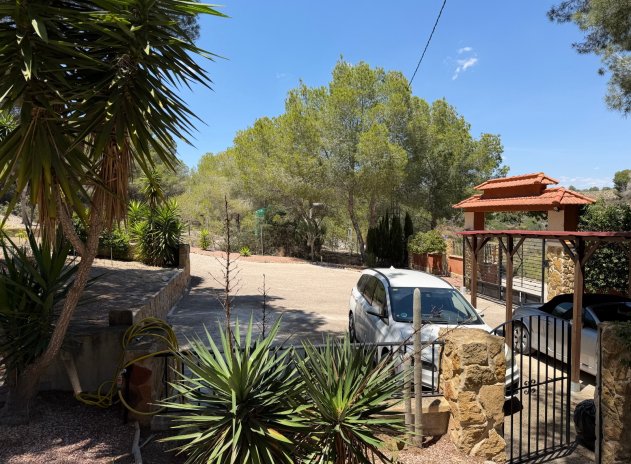 Herverkoop - Finca / Plattelands Woning - Orihuela - Torremendo