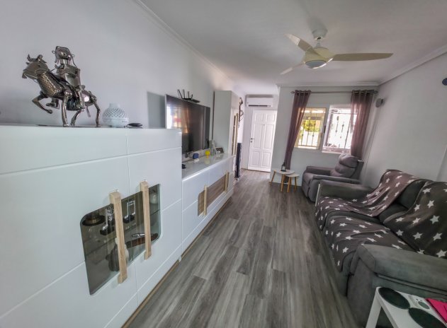 Resale - Apartment / Flat * - Vistabella Golf *