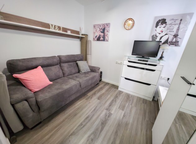 Resale - Apartment / Flat * - Vistabella Golf *