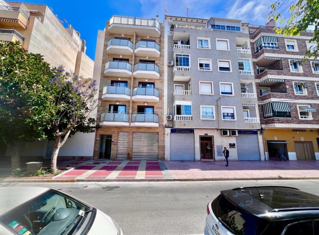 Revente - Appartement - Torrevieja - Acequion