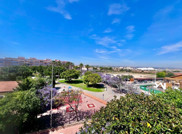 Revente - Appartement - Torrevieja - Acequion