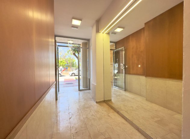 Revente - Appartement - Torrevieja - Acequion