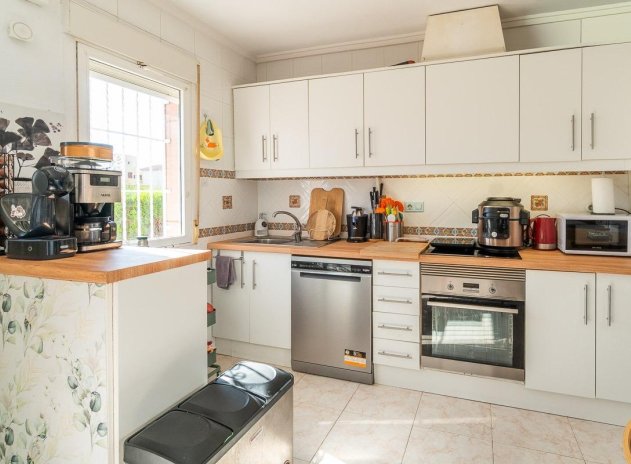 Herverkoop - Villa - Orihuela Costa - Punta Prima