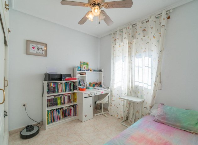 Herverkoop - Villa - Orihuela Costa - Punta Prima