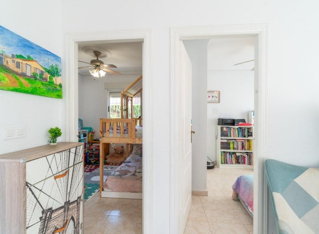 Herverkoop - Villa - Orihuela Costa - Punta Prima