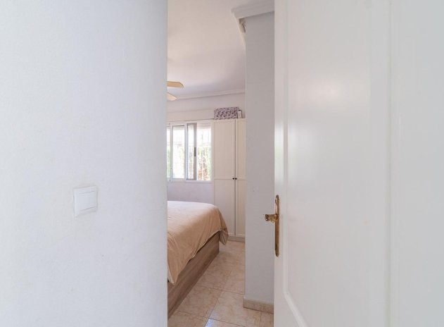 Herverkoop - Villa - Orihuela Costa - Punta Prima