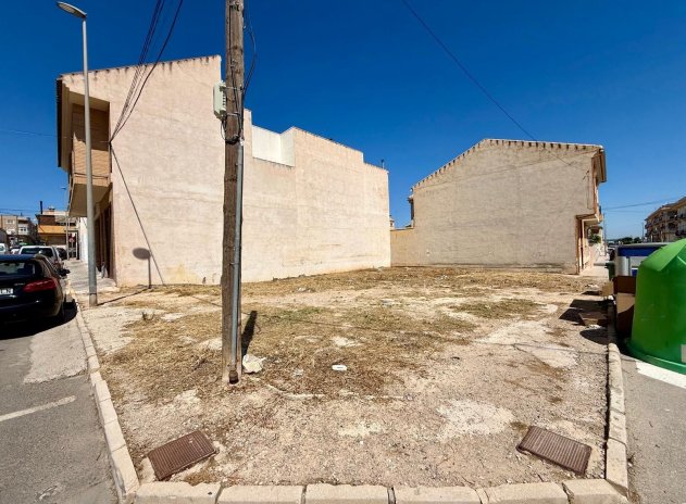 Herverkoop - Perceel - San Miguel de Salinas - CENTRO URBANO