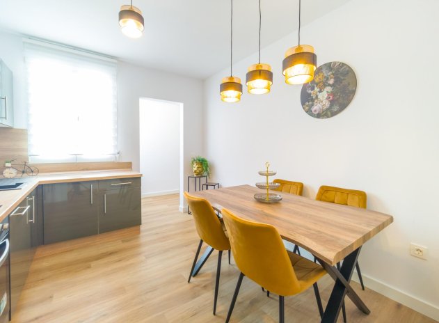 Herverkoop - Appartement - Torrevieja - Playa del Cura