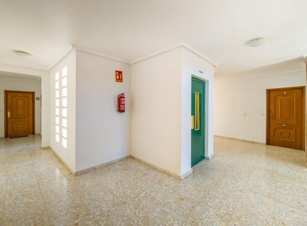 Herverkoop - Appartement - Torrevieja - Playa del Cura