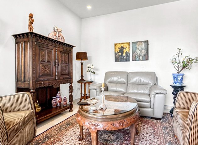 Resale - Apartment / Flat * - Orihuela Costa * - Los Altos *