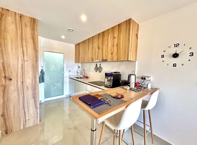 Reventa - Apartamento / Piso - Pilar de la Horadada