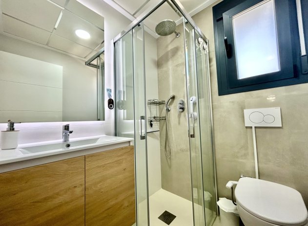 Reventa - Apartamento / Piso - Pilar de la Horadada