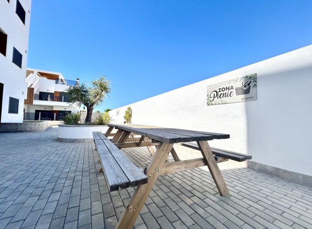 Reventa - Apartamento / Piso - Pilar de la Horadada