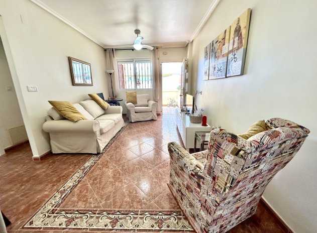 Resale - Apartment / Flat * - La Zenia *