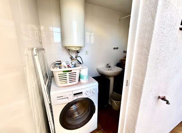 Resale - Apartment / Flat * - La Zenia *