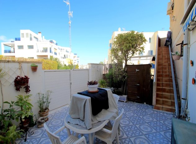 Resale - Apartment / Flat * - La Zenia *