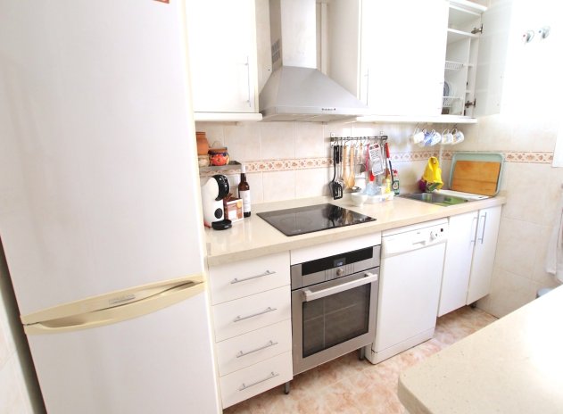 Resale - Apartment / Flat * - La Zenia *