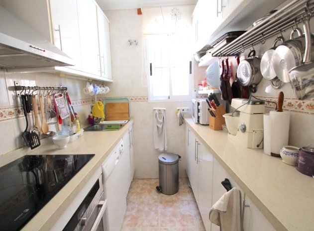 Resale - Apartment / Flat * - La Zenia *