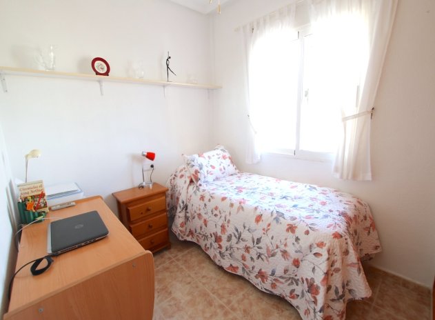 Resale - Apartment / Flat * - La Zenia *