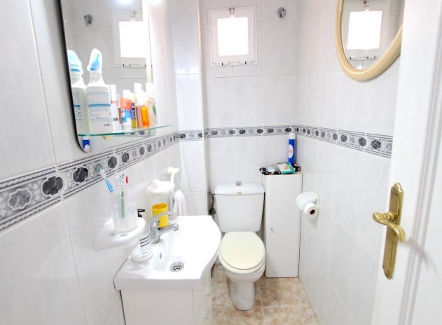 Resale - Apartment / Flat * - La Zenia *