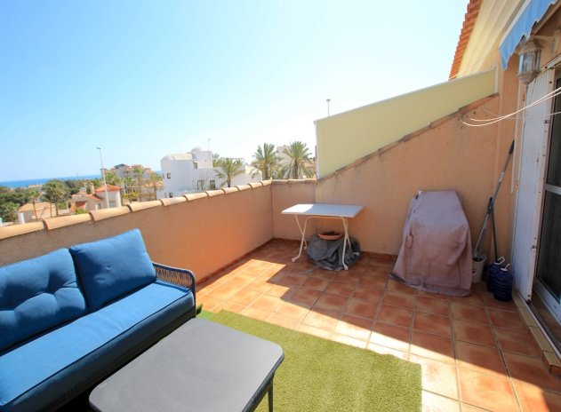 Resale - Apartment / Flat * - La Zenia *