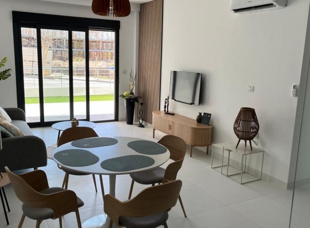 Reventa - Apartamento / Piso - San Miguel de Salinas