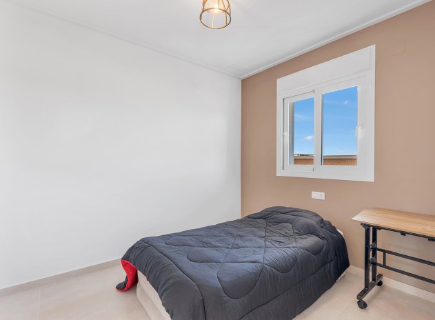 Herverkoop - Appartement - Guardamar del Segura - El Raso