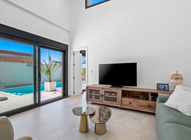 Herverkoop - 6. Detached villa - Daya Nueva - Costa Blanca South