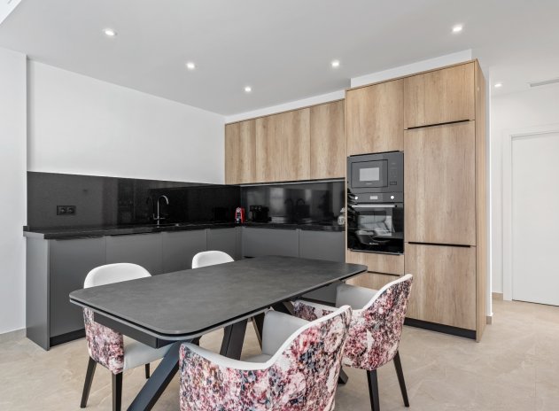 Herverkoop - 6. Detached villa - Daya Nueva - Costa Blanca South