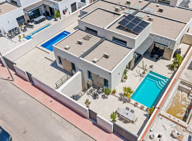 Herverkoop - 6. Detached villa - Daya Nueva - Costa Blanca South