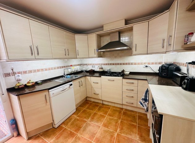 Resale - Townhouse * - Jacarilla *
