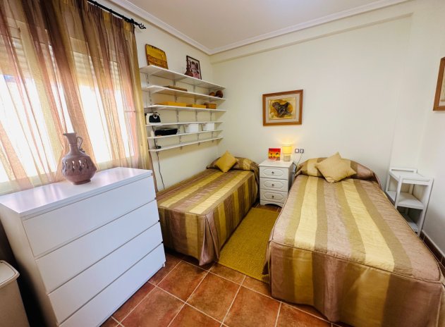 Resale - Townhouse * - Jacarilla *