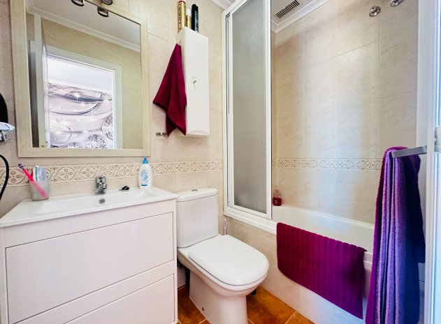 Resale - Townhouse * - Jacarilla *