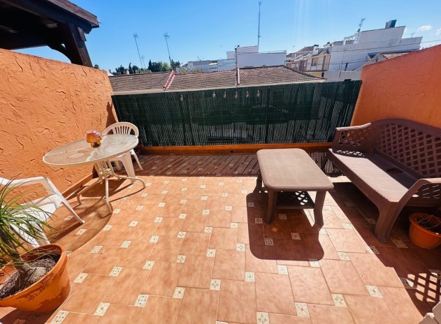 Resale - Townhouse * - Jacarilla *