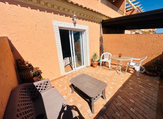 Resale - Townhouse * - Jacarilla *