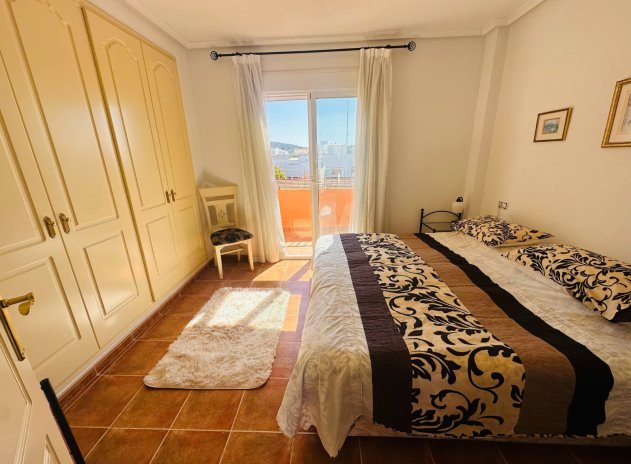 Resale - Townhouse * - Jacarilla *