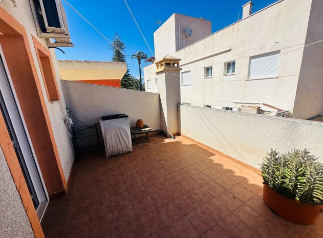 Resale - Townhouse * - Jacarilla *