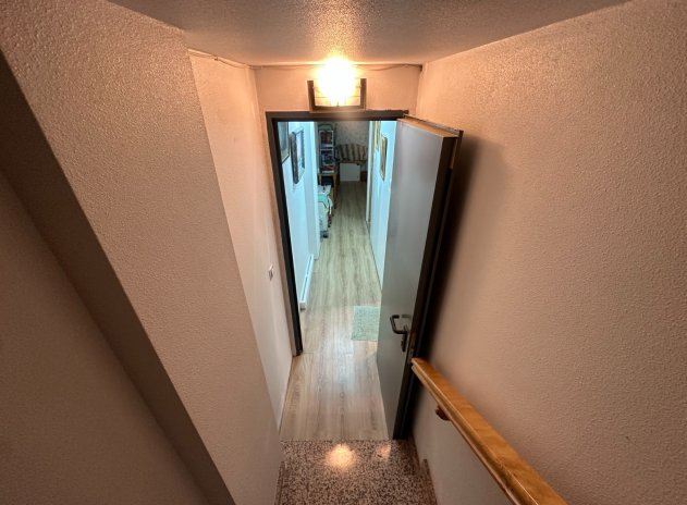 Resale - Townhouse * - Jacarilla *