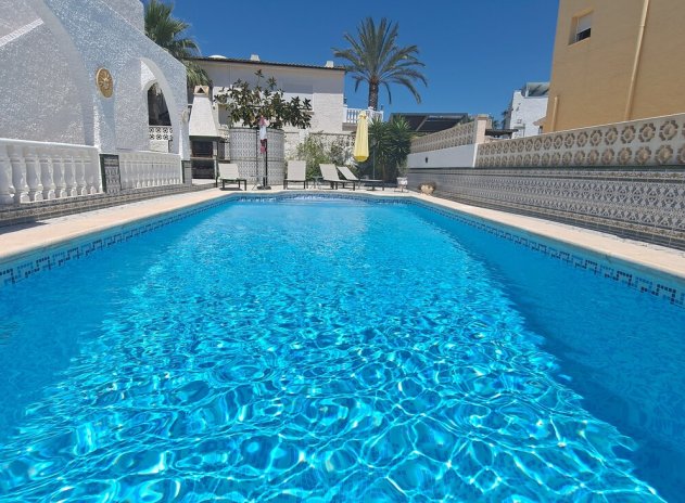 Herverkoop - Villa - San Miguel de Salinas - Blue lagoon