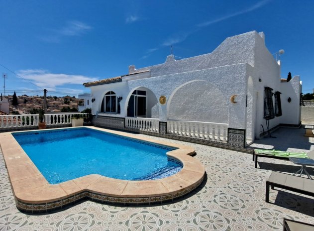 Herverkoop - Villa - San Miguel de Salinas - Blue lagoon