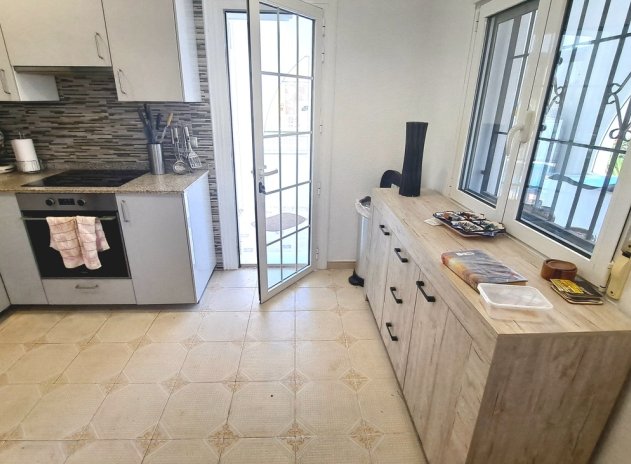 Herverkoop - Villa - San Miguel de Salinas - Blue lagoon