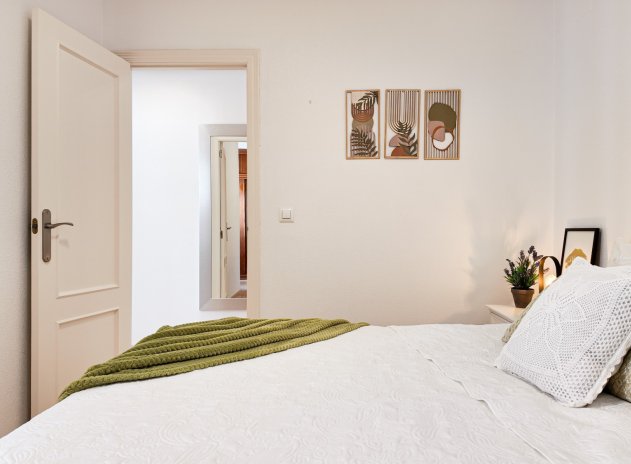 Wiederverkauf - Wohnung - Torrevieja - Parque de las Naciones