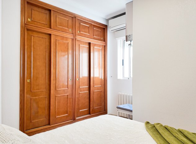 Wiederverkauf - Wohnung - Torrevieja - Parque de las Naciones