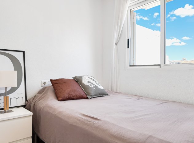 Wiederverkauf - Wohnung - Torrevieja - Parque de las Naciones